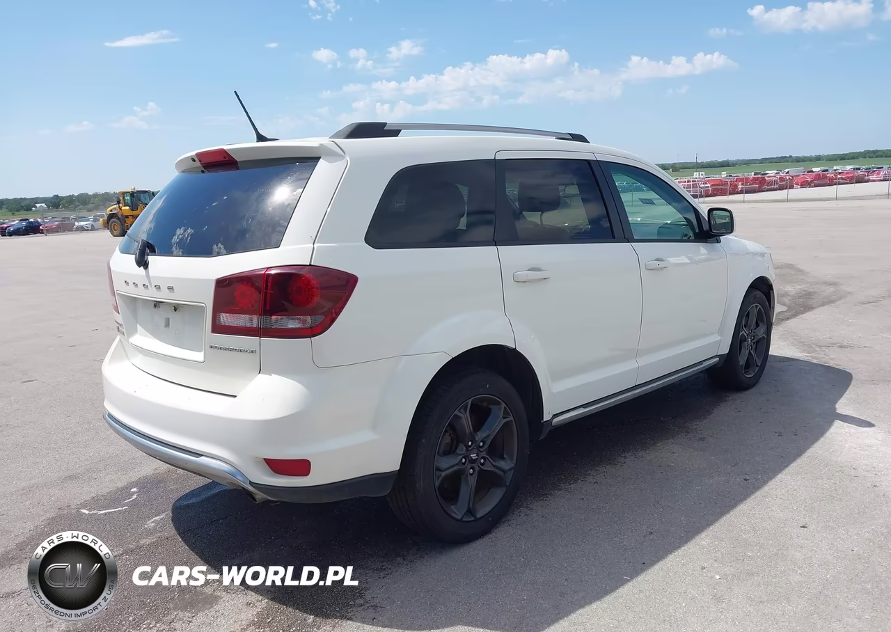 2018 Dodge Journey Crossroad Awd VIN:3C4PDDGG4JT386598 - 4