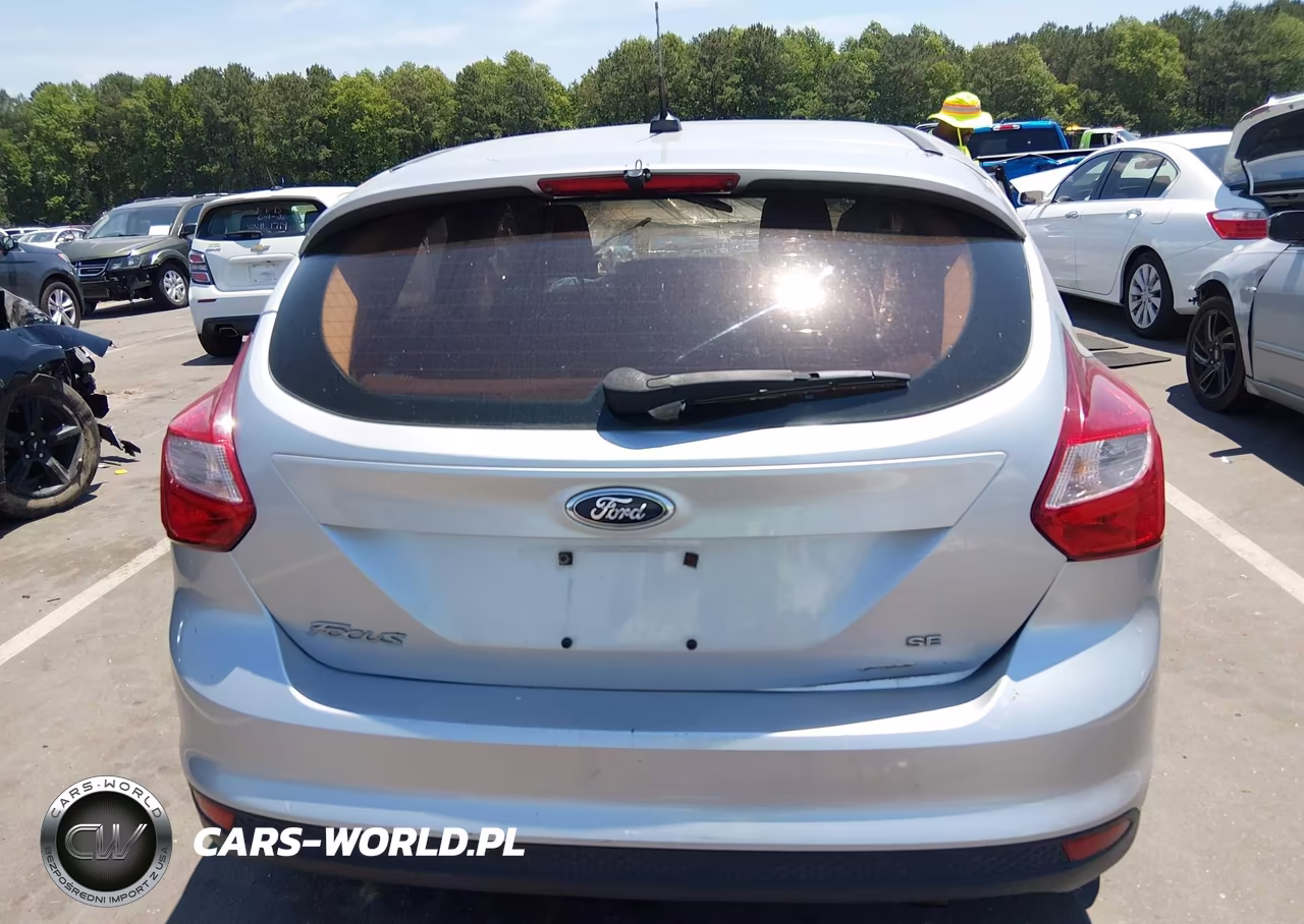 2012 Ford Focus Se VIN:1FAHP3K29CL262557 - 16