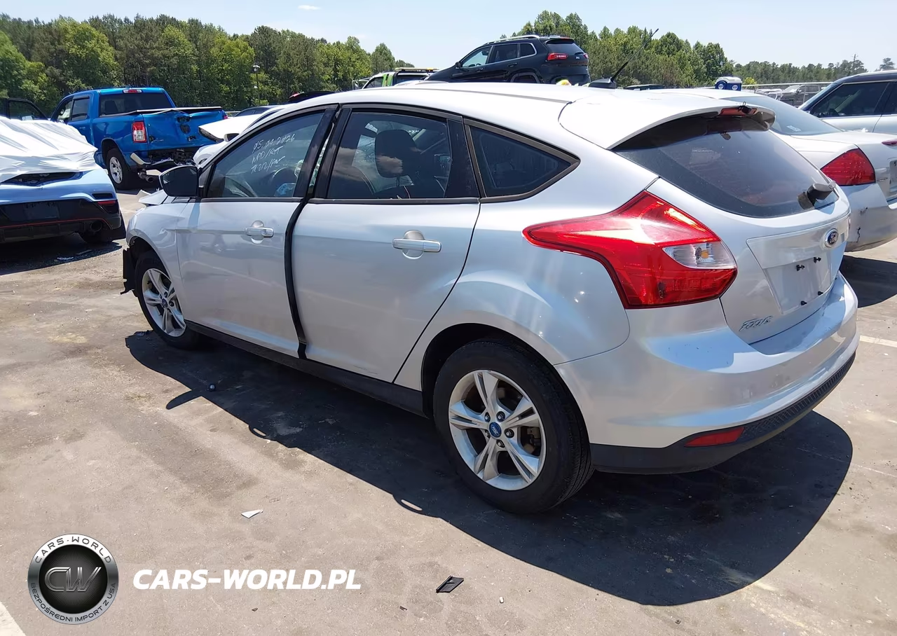 2012 Ford Focus Se VIN:1FAHP3K29CL262557 - 3