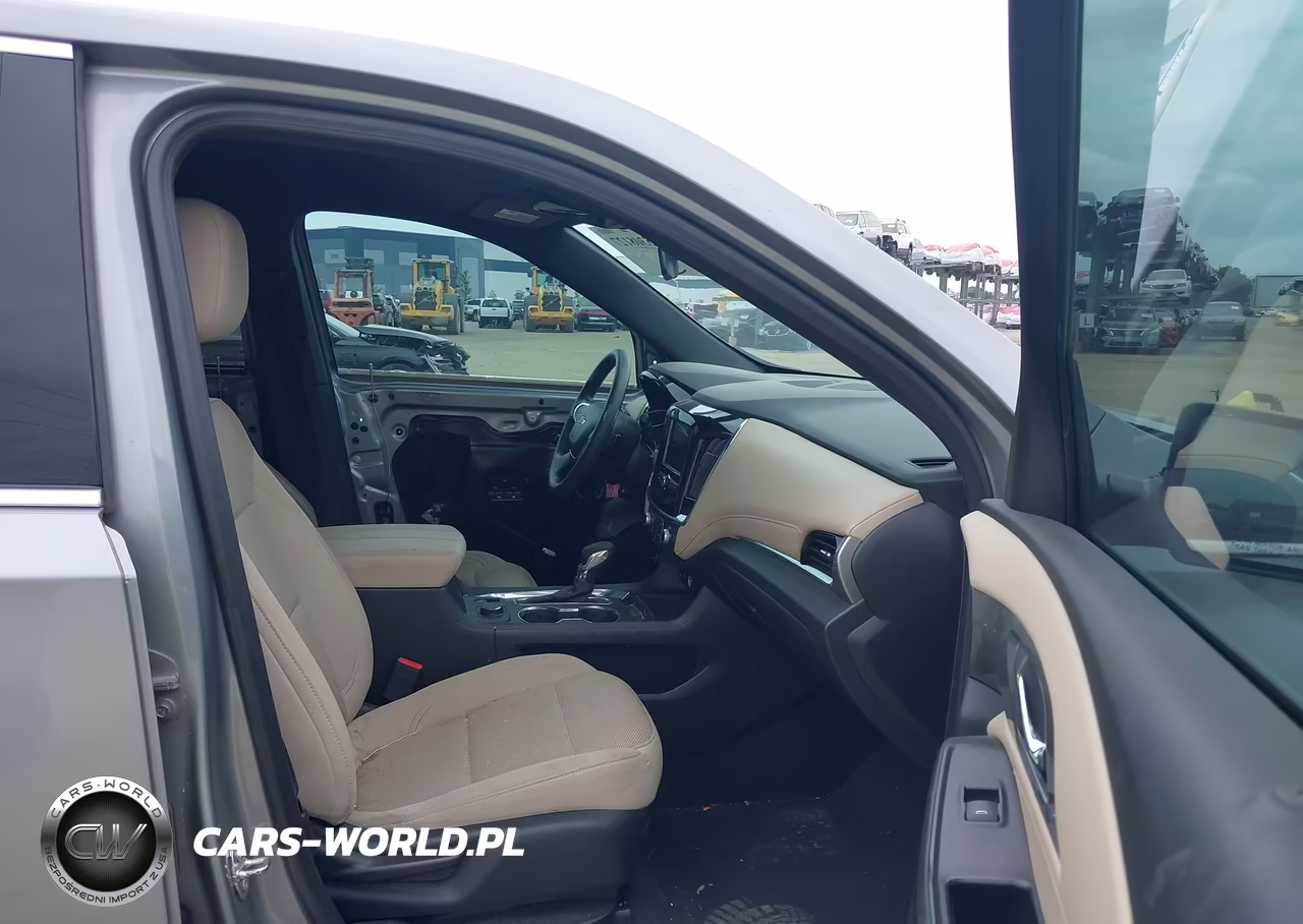 2023 Chevrolet Traverse Fwd Ls VIN:1GNERFKW2PJ234734 - 5