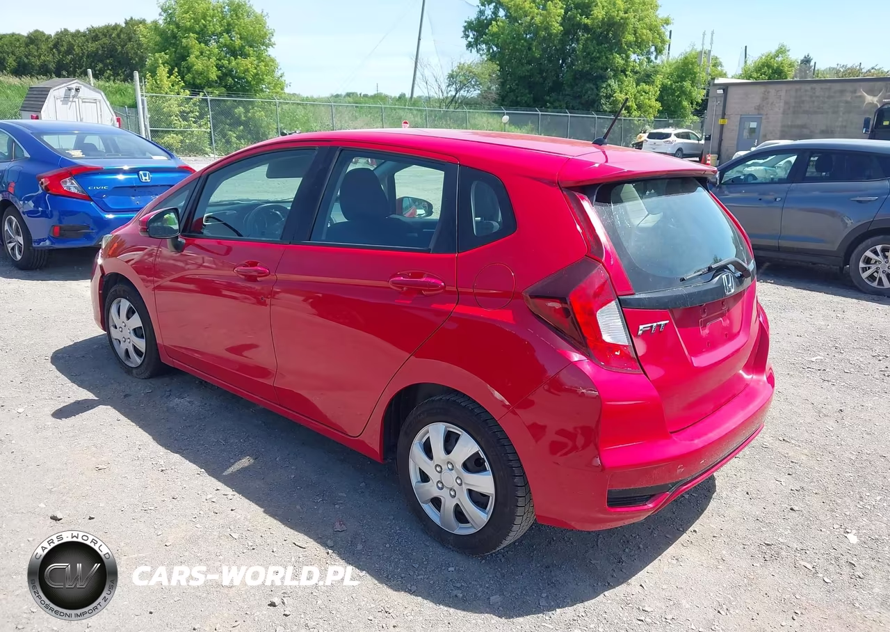2018 Honda Fit Lx VIN:3HGGK5H46JM715863 - 3