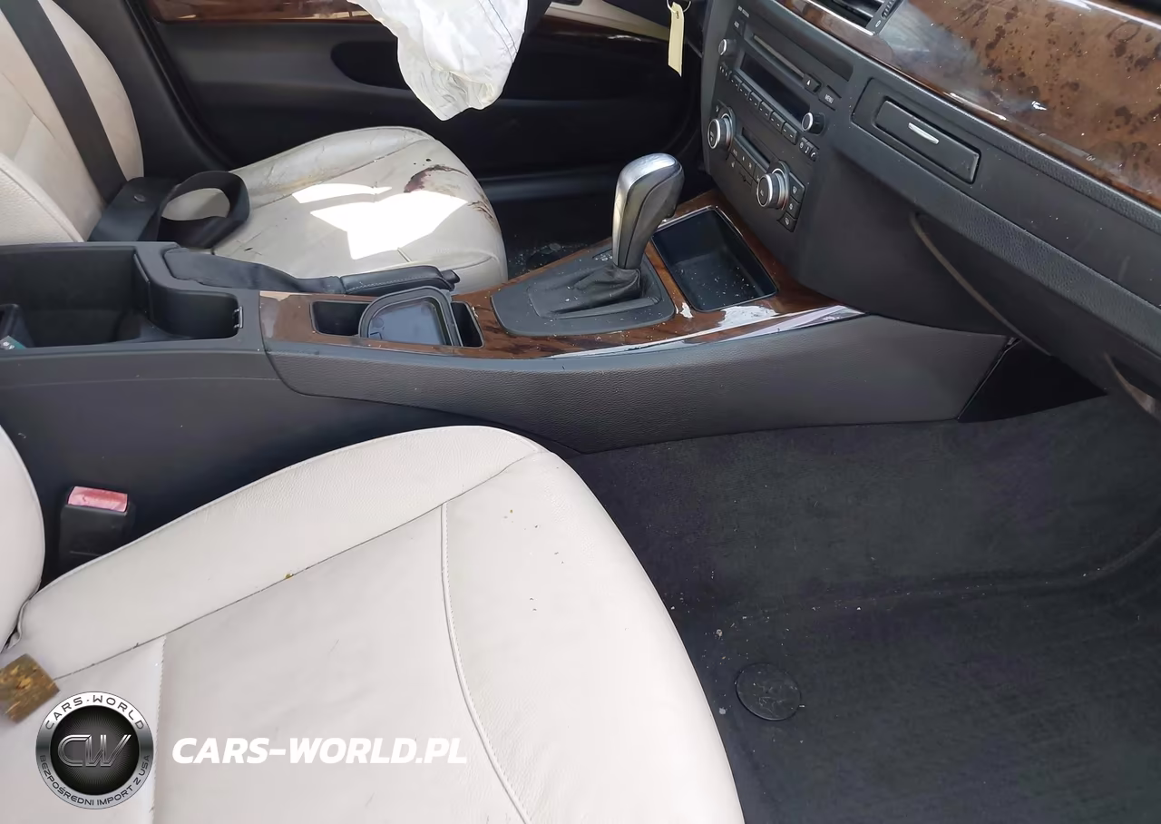 2011 BMW 328I VIN:WBAPH7G52BNN06420 - 5