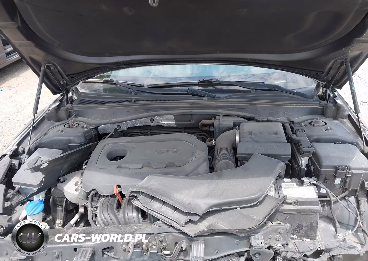 2020 Kia Optima S VIN:5XXGT4L35LG403042 - 10