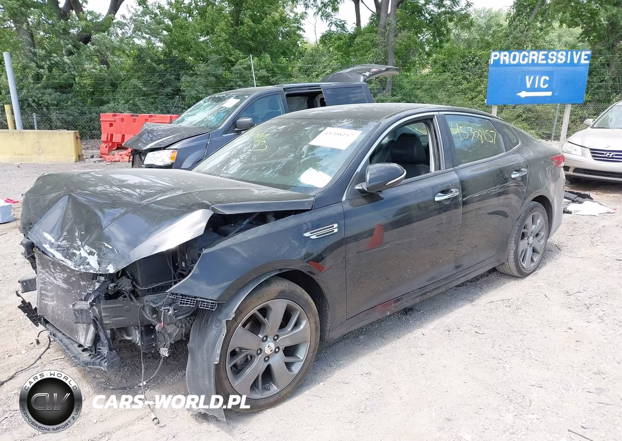 2020 Kia Optima S VIN:5XXGT4L35LG403042 - 2