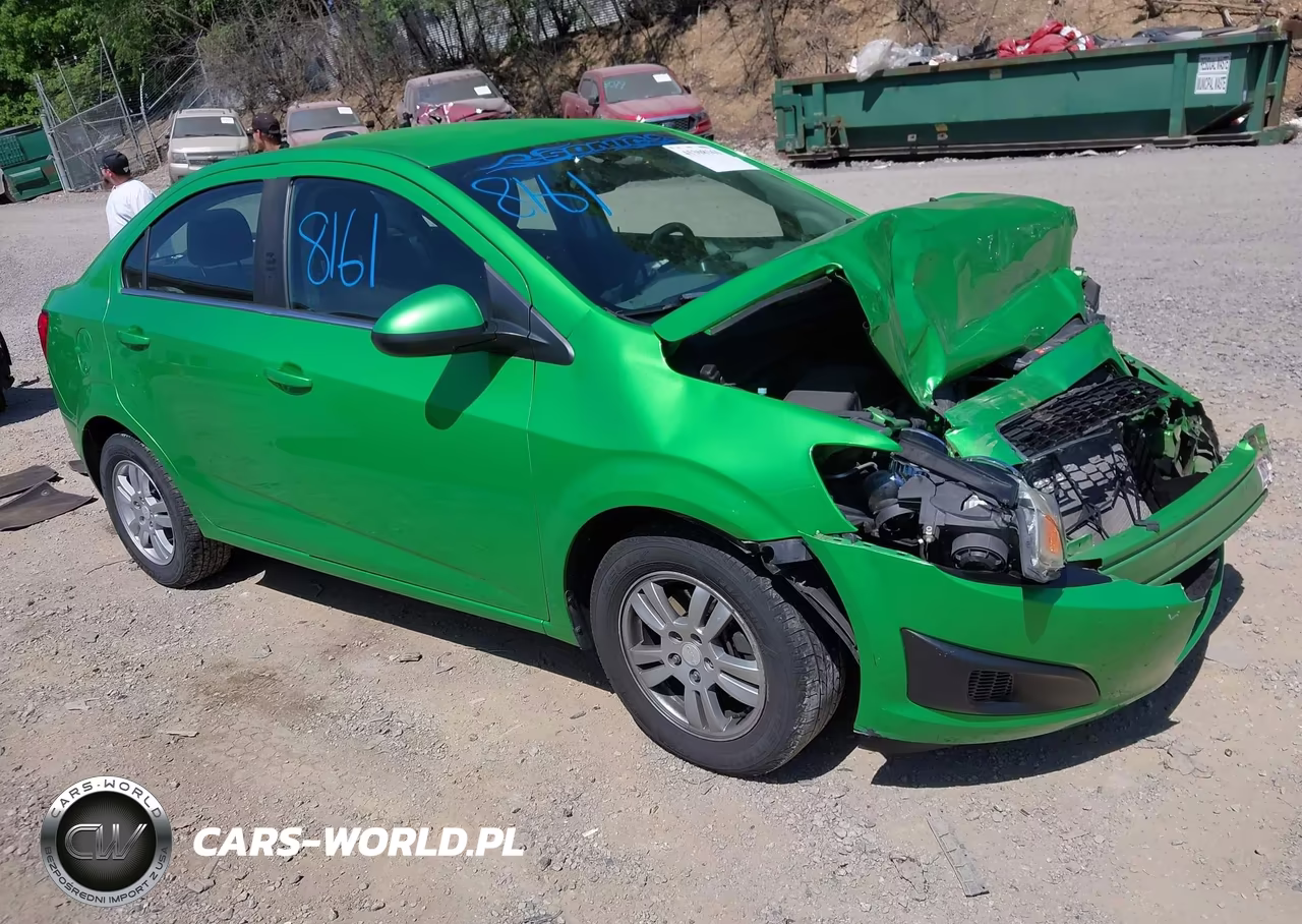 2016 Chevrolet Sonic Lt Auto – zdjęcie 1 z 16