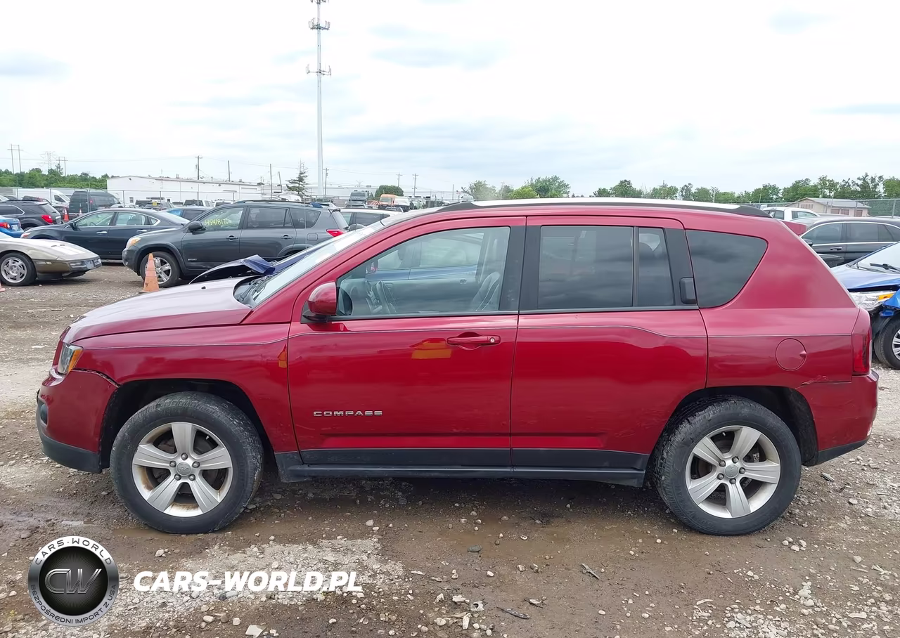 2014 Jeep Compass Latitude VIN:1C4NJDEB4ED722530 - 14