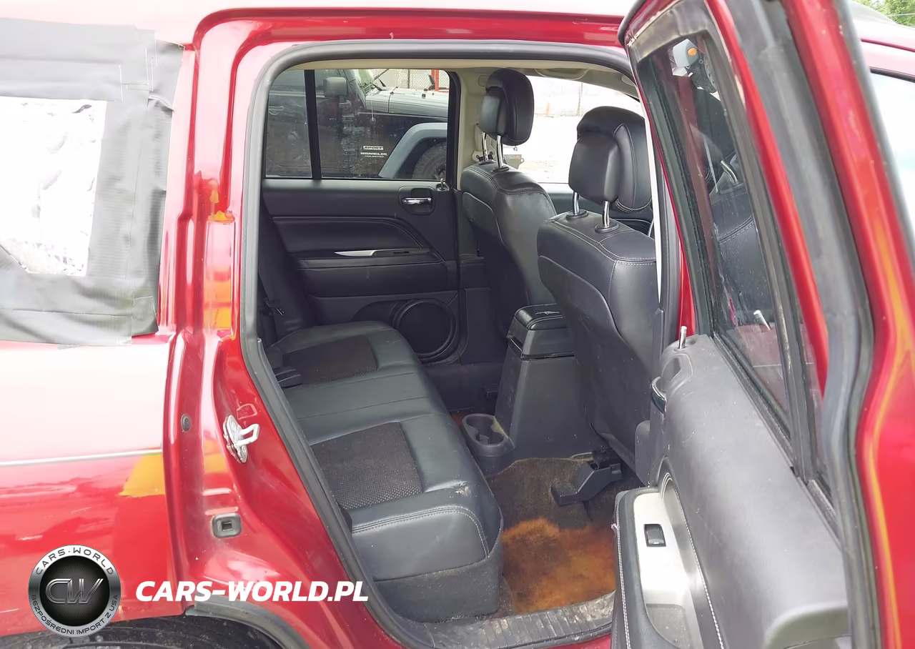 2014 Jeep Compass Latitude VIN:1C4NJDEB4ED722530 - 8