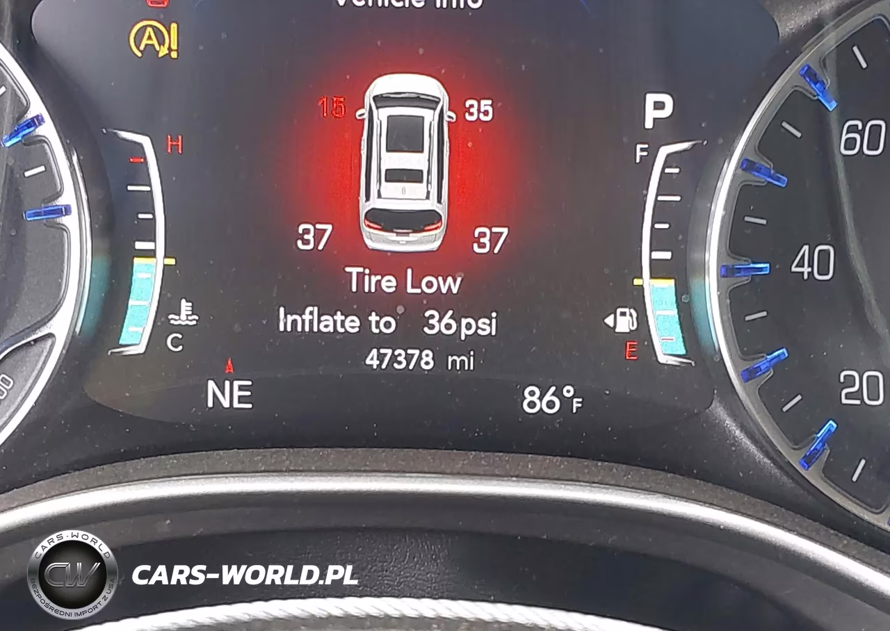 2023 Chrysler Pacifica Touring L VIN:2C4RC1BG1PR502479 - 15
