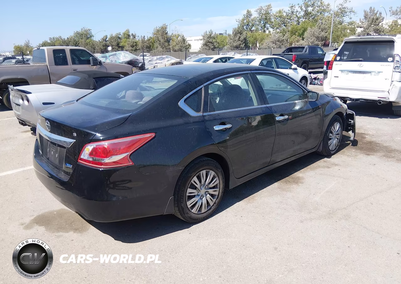 2013 Nissan Altima 2.5 S VIN:1N4AL3APXDN545436 - 4