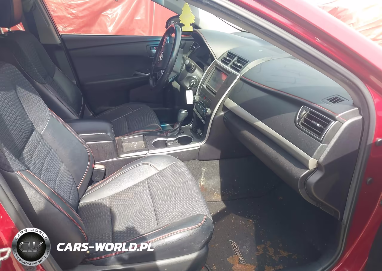 2015 Toyota Camry Se VIN:4T1BF1FK3FU900331 - 5