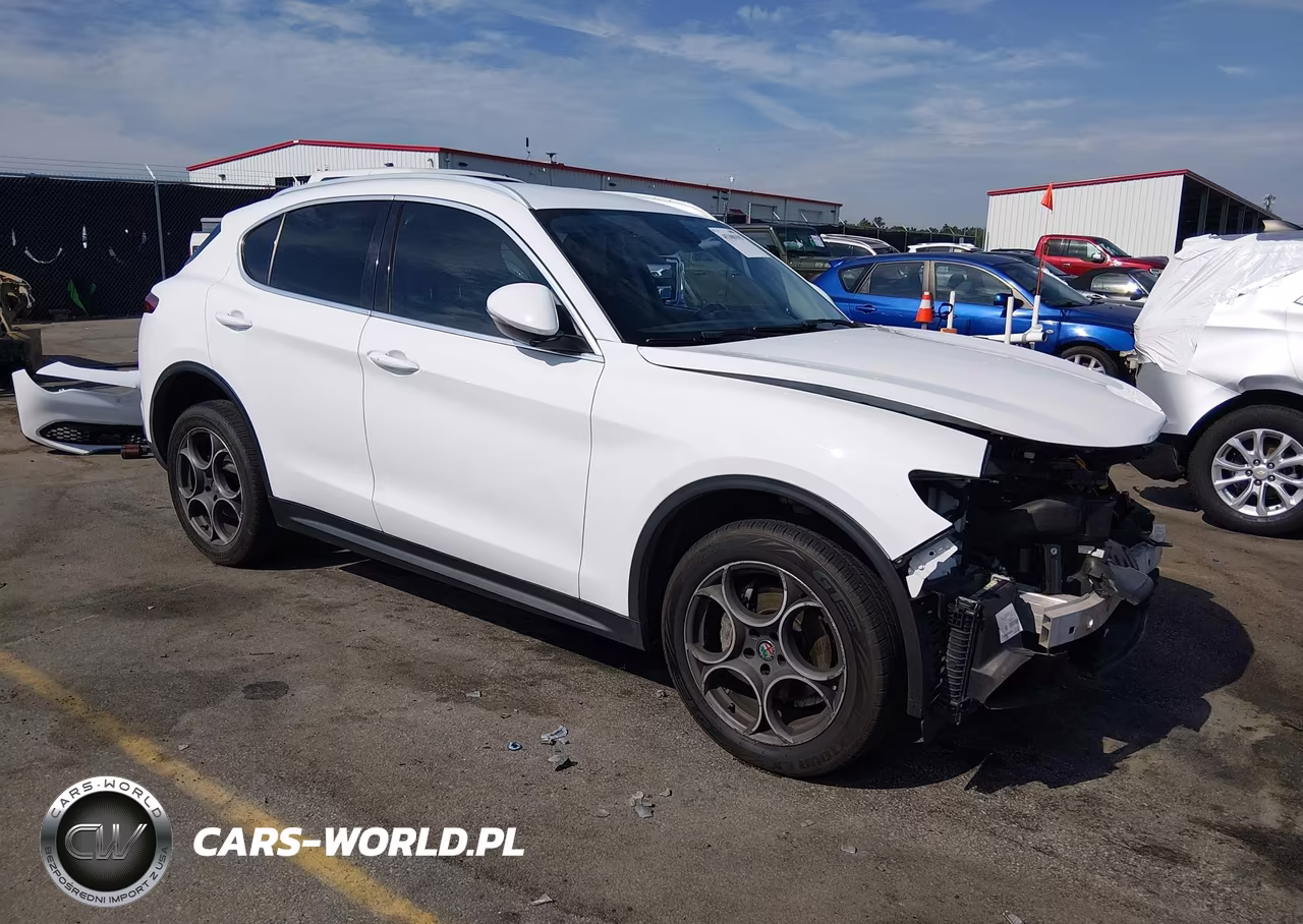 2018 Alfa Romeo Stelvio Awd – zdjęcie 1 z 20