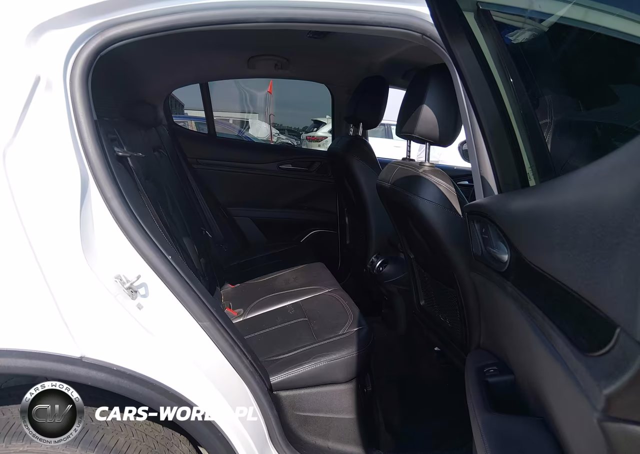 2018 Alfa Romeo Stelvio Awd VIN:ZASFAKAN3J7B83228 - 8