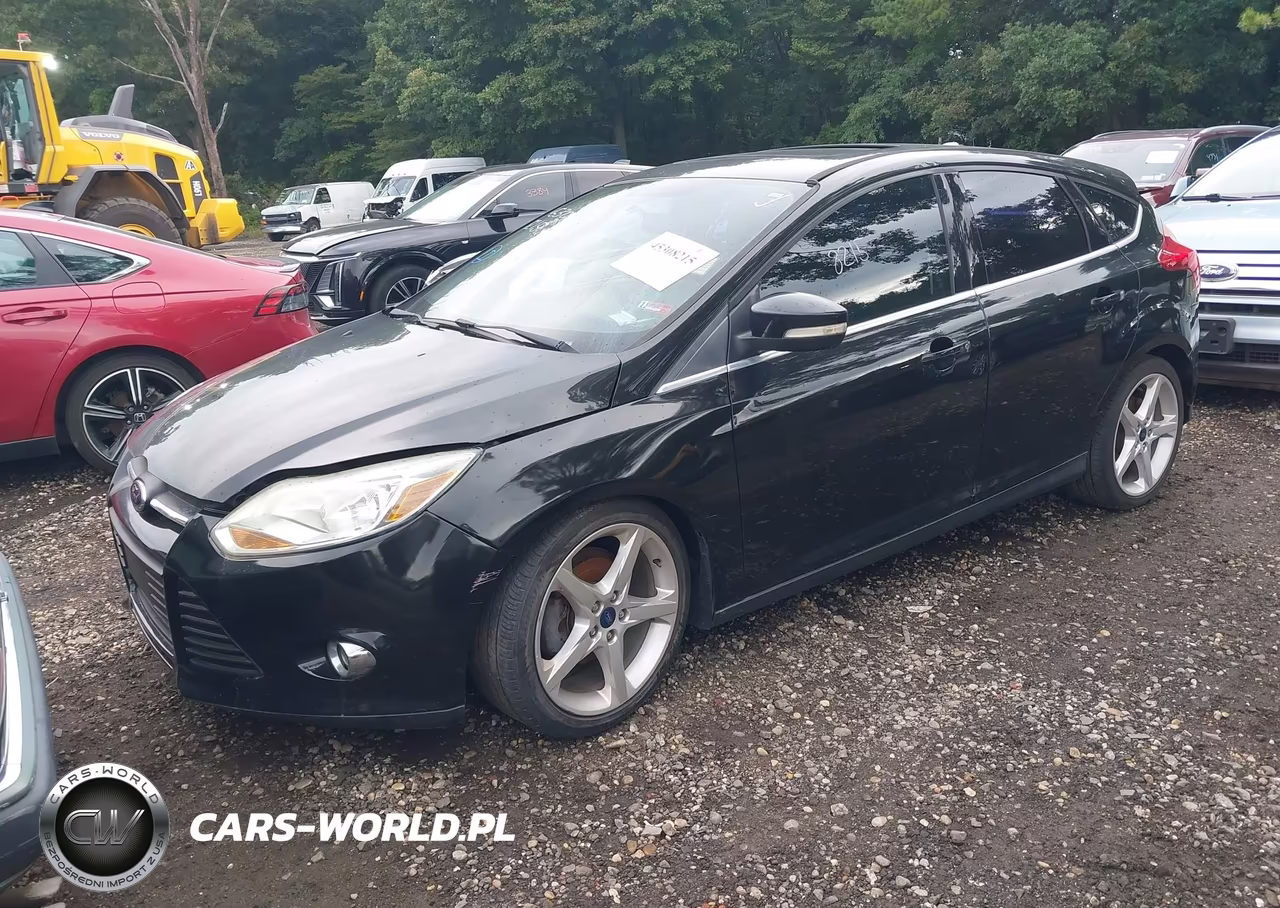 2014 Ford Focus Titanium VIN:1FADP3N21EL426400 - 2