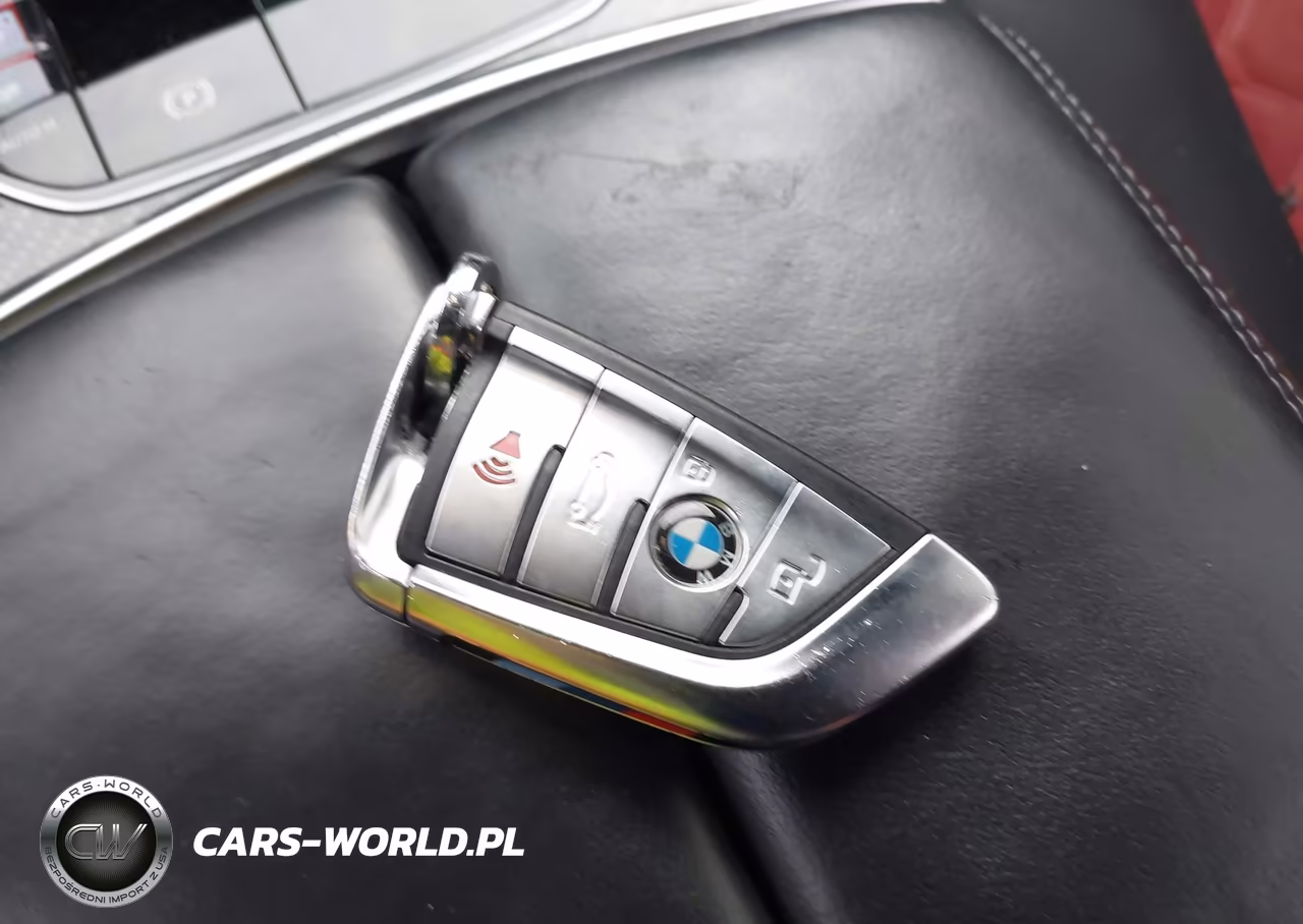 2024 BMW M8 Gran Coupe Competition VIN:WBSGV0C04RCP30509 - 11
