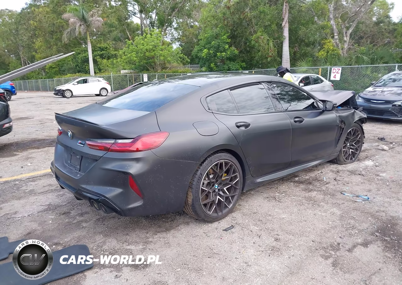 2024 BMW M8 Gran Coupe Competition VIN:WBSGV0C04RCP30509 - 4