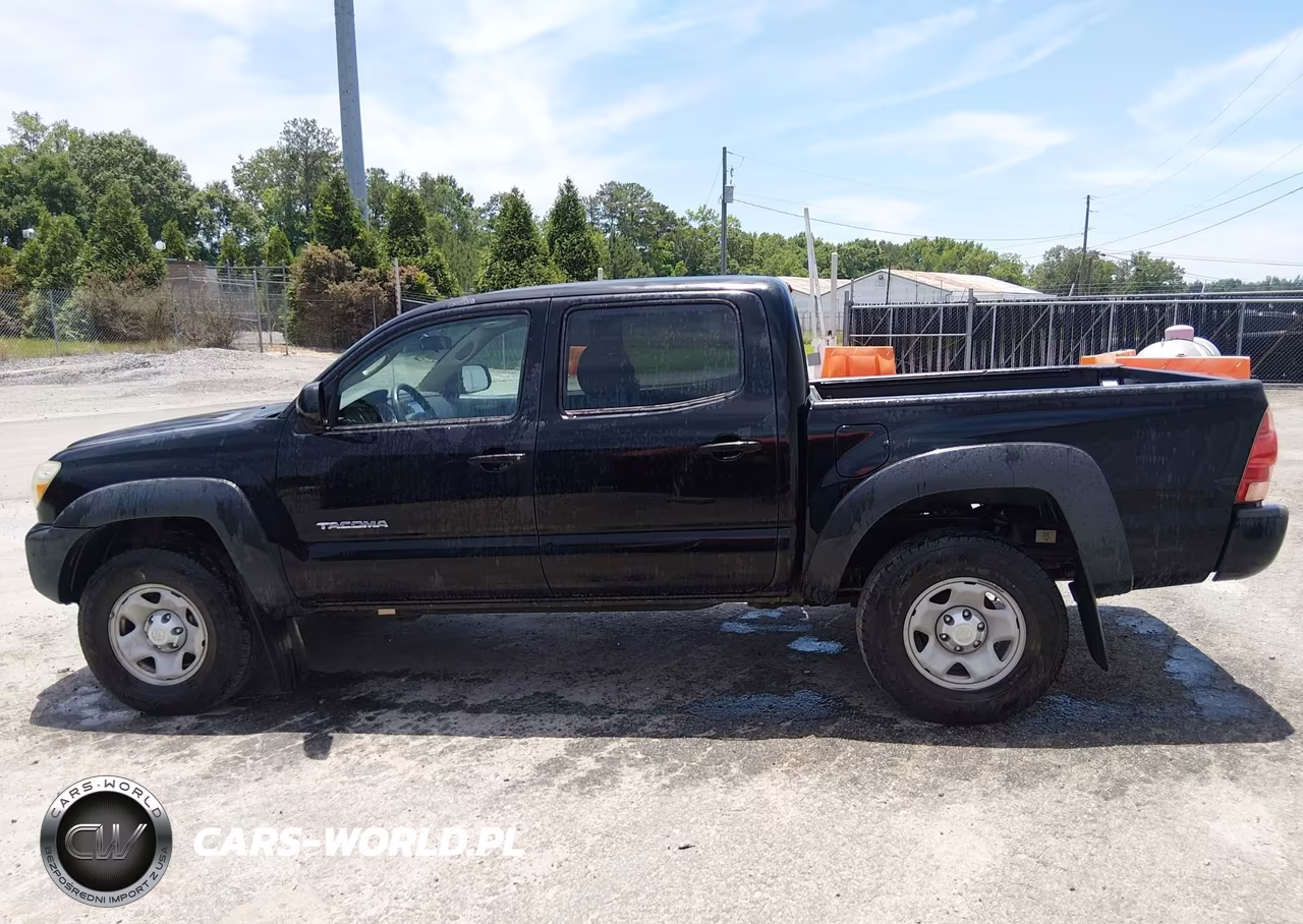 2014 Toyota Tacoma Base V6 VIN:3TMLU4EN8EM163058 - 17