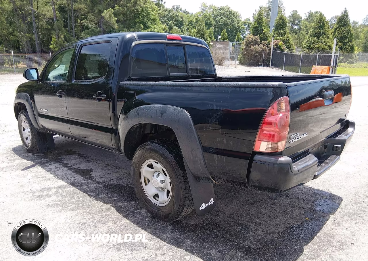 2014 Toyota Tacoma Base V6 VIN:3TMLU4EN8EM163058 - 3