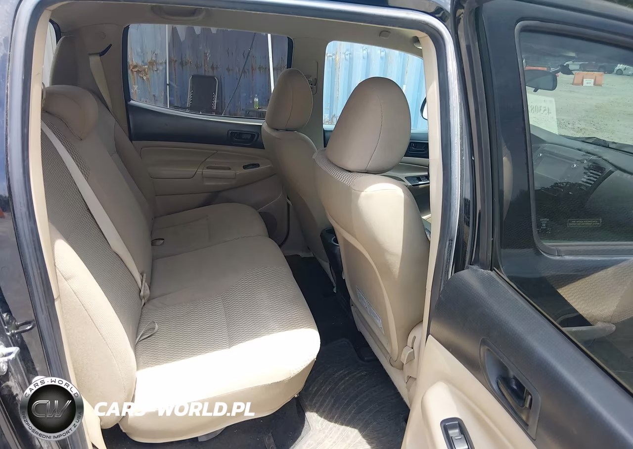 2014 Toyota Tacoma Base V6 VIN:3TMLU4EN8EM163058 - 8