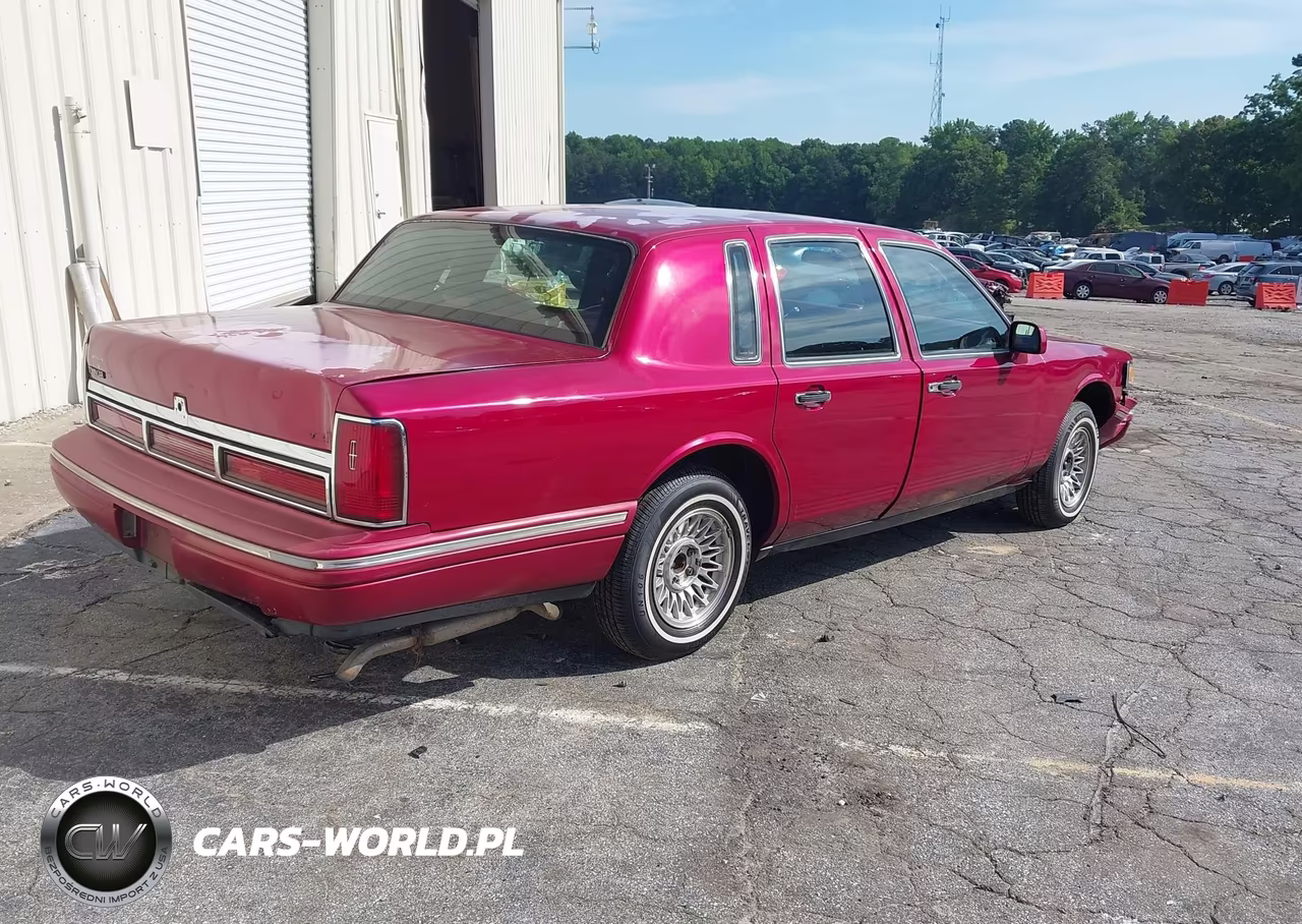 1995 Lincoln Town Car Executive VIN:1LNLM81WXSY740402 - 4