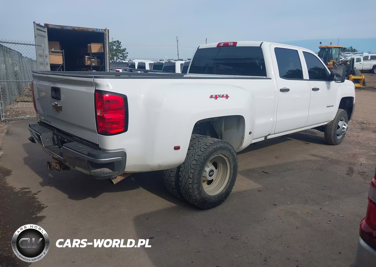 2017 Chevrolet Silverado 3500Hd Wt VIN:1GC4KYCG6HF204152 - 4