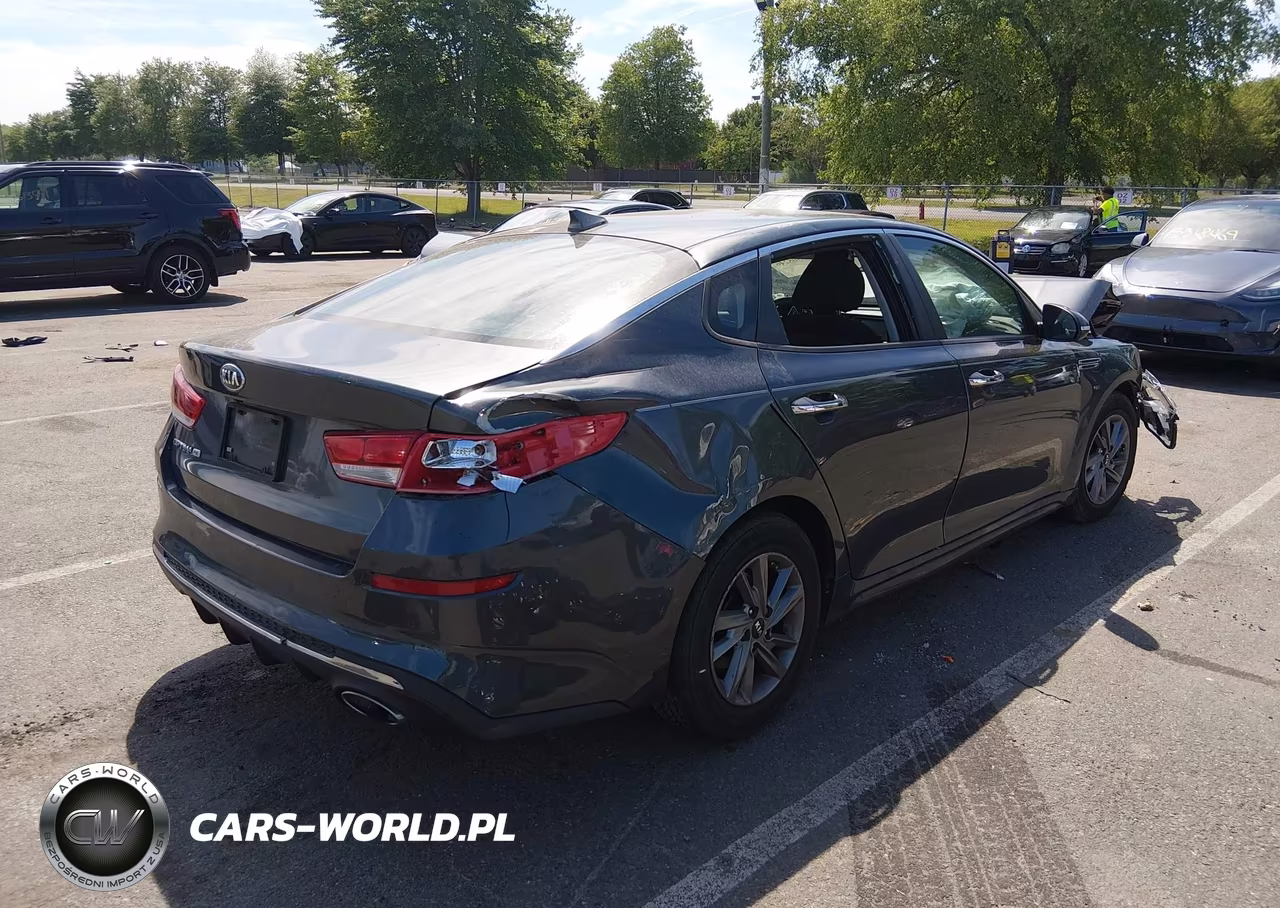 2020 Kia Optima Lx VIN:5XXGT4L37LG449391 - 4