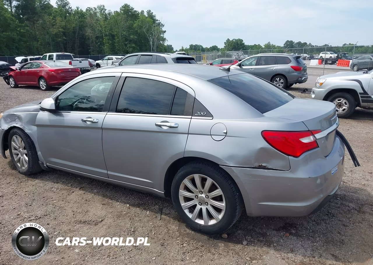 2013 Chrysler 200 Limited VIN:1C3CCBCGXDN623616 - 3