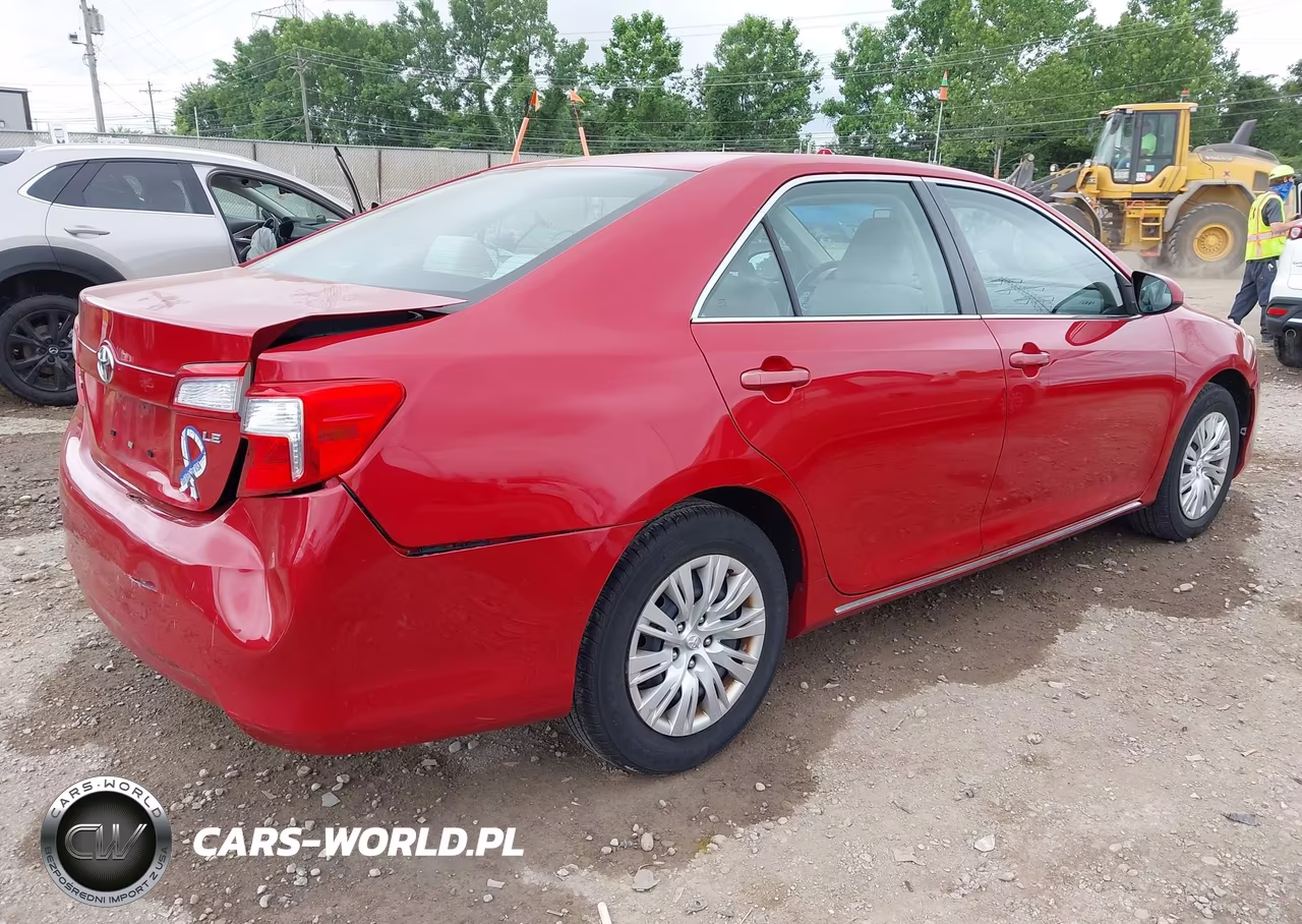 2014 Toyota Camry Le VIN:4T1BF1FK9EU793882 - 4