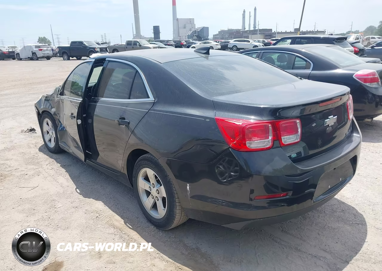 2015 Chevrolet Malibu Ls VIN:1G11B5SL5FF329536 - 3