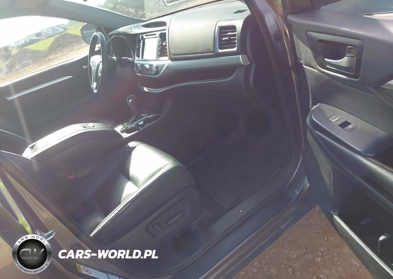 2019 Toyota Highlander Xle VIN:5TDJZRFHXKS620625 - 5
