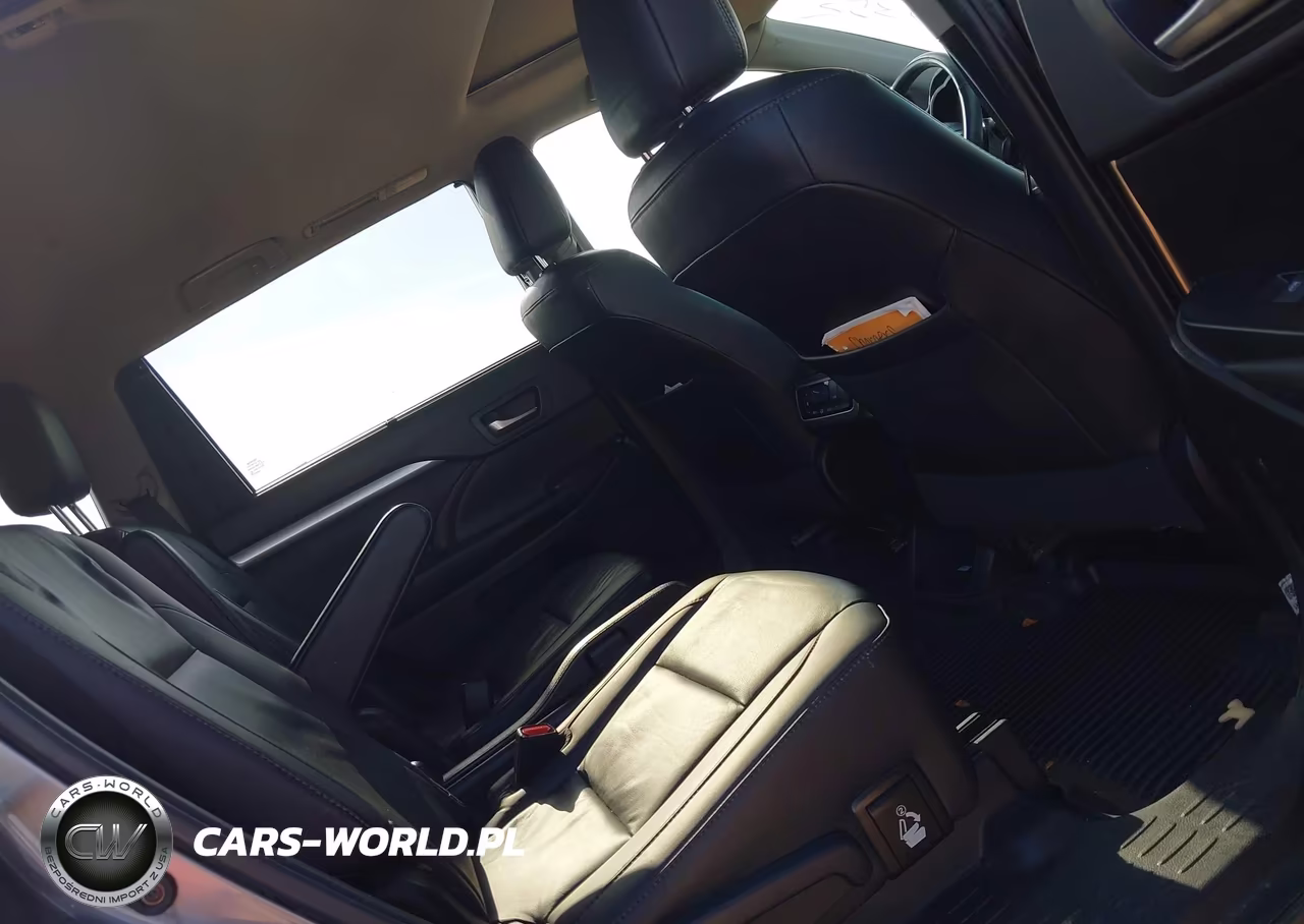 2019 Toyota Highlander Xle VIN:5TDJZRFHXKS620625 - 8