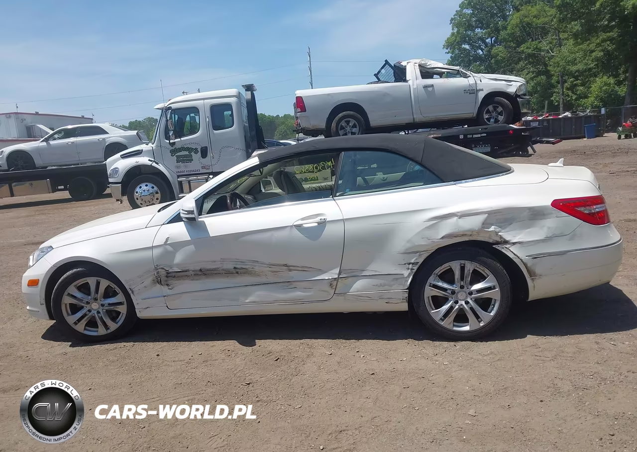 2011 Mercedes-Benz E 350 VIN:WDDKK5GFXBF105175 - 14