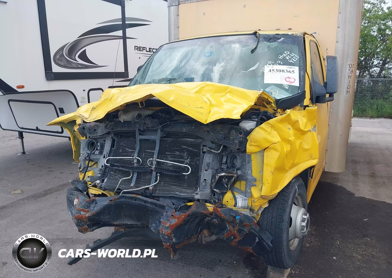 2009 GMC Savana Cutaway Work Van VIN:1GDJG31K191901818 - 11