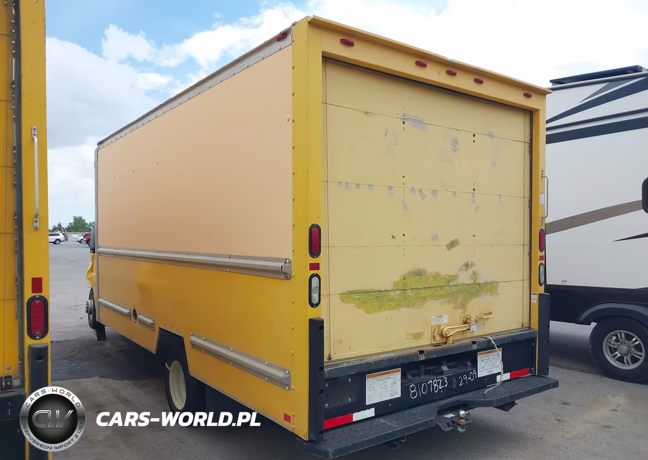 2009 GMC Savana Cutaway Work Van VIN:1GDJG31K191901818 - 14