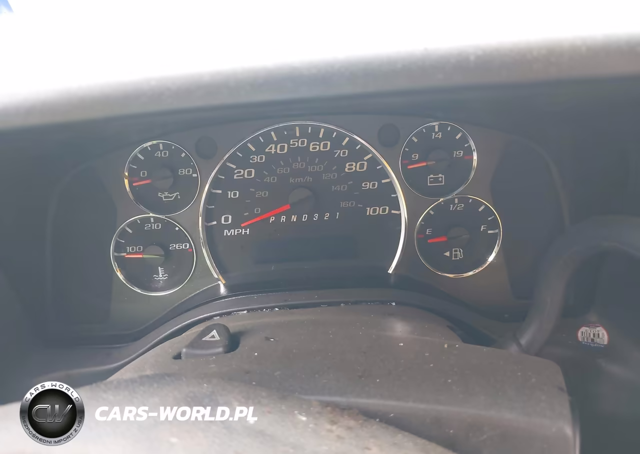 2009 GMC Savana Cutaway Work Van VIN:1GDJG31K191901818 - 5