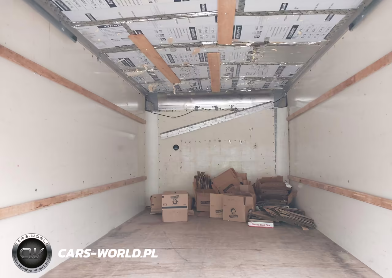 2009 GMC Savana Cutaway Work Van VIN:1GDJG31K191901818 - 7