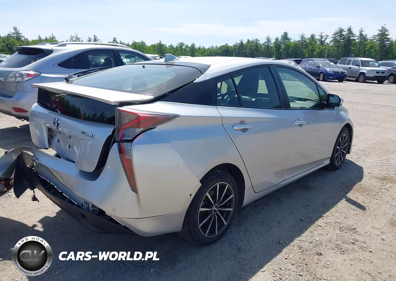 2017 Toyota Prius Two VIN:JTDKBRFU6H3565848 - 4