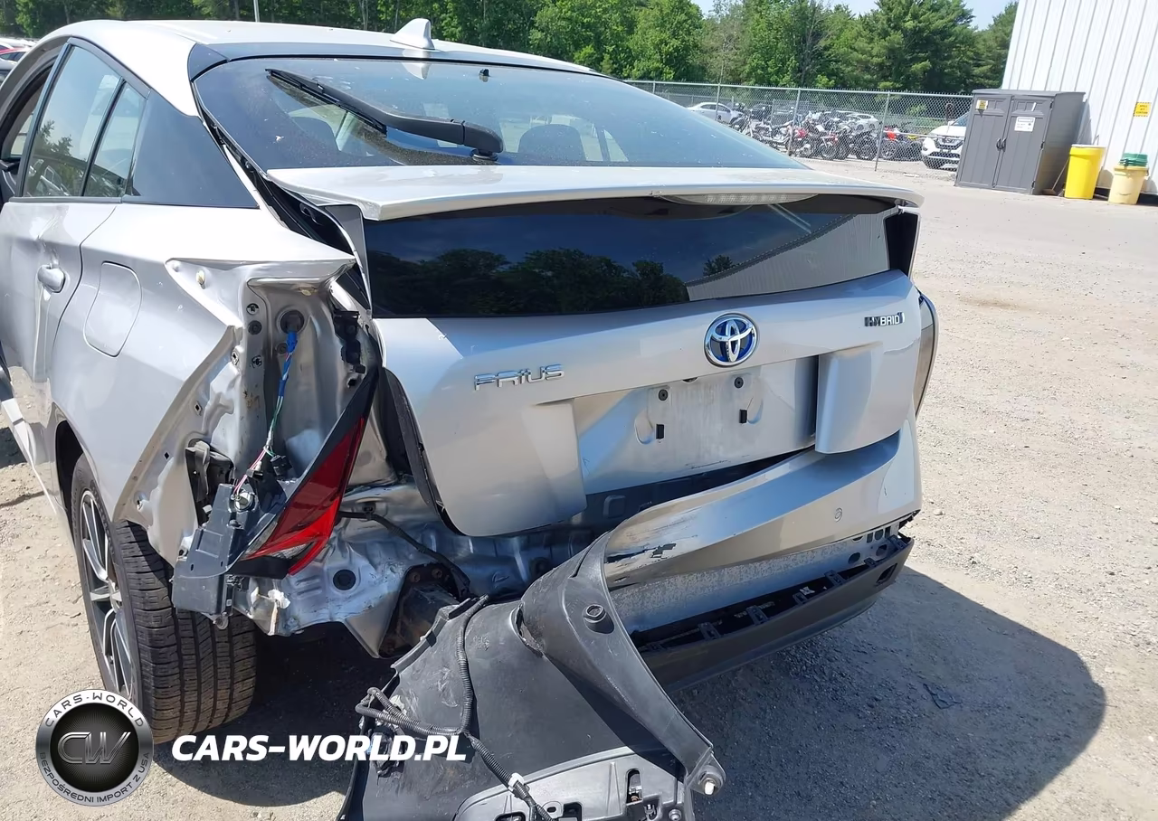 2017 Toyota Prius Two VIN:JTDKBRFU6H3565848 - 6