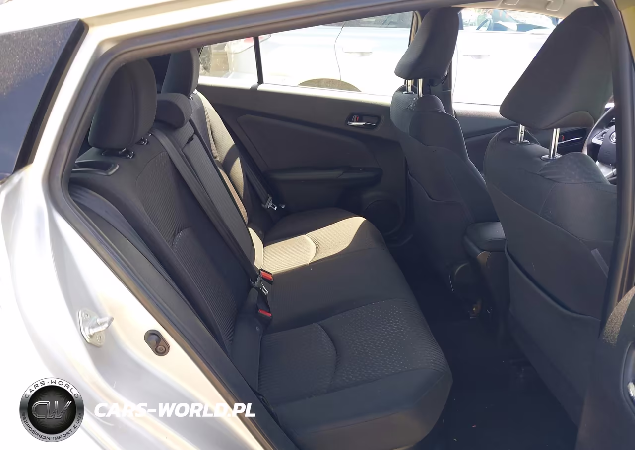 2017 Toyota Prius Two VIN:JTDKBRFU6H3565848 - 8