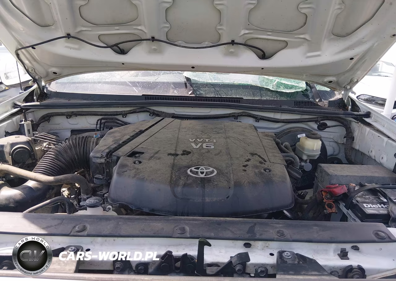2014 Toyota Tacoma Base V6 VIN:5TFLU4EN4EX108178 - 10