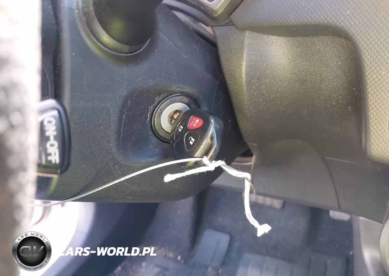 2011 Scion Tc VIN:JTKJF5C70B3019652 - 11