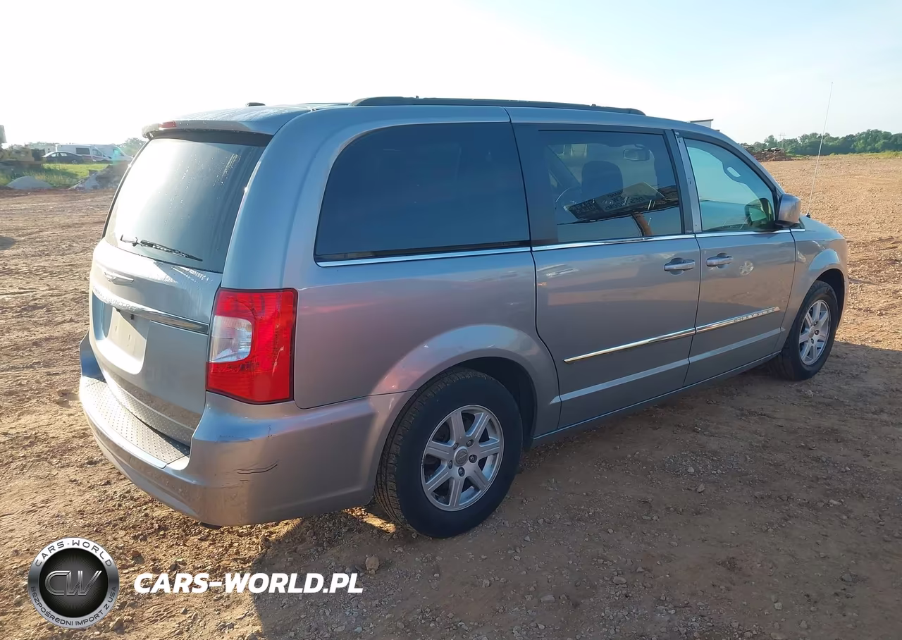 2013 Chrysler Town & Country Touring VIN:2C4RC1BG9DR629752 - 4