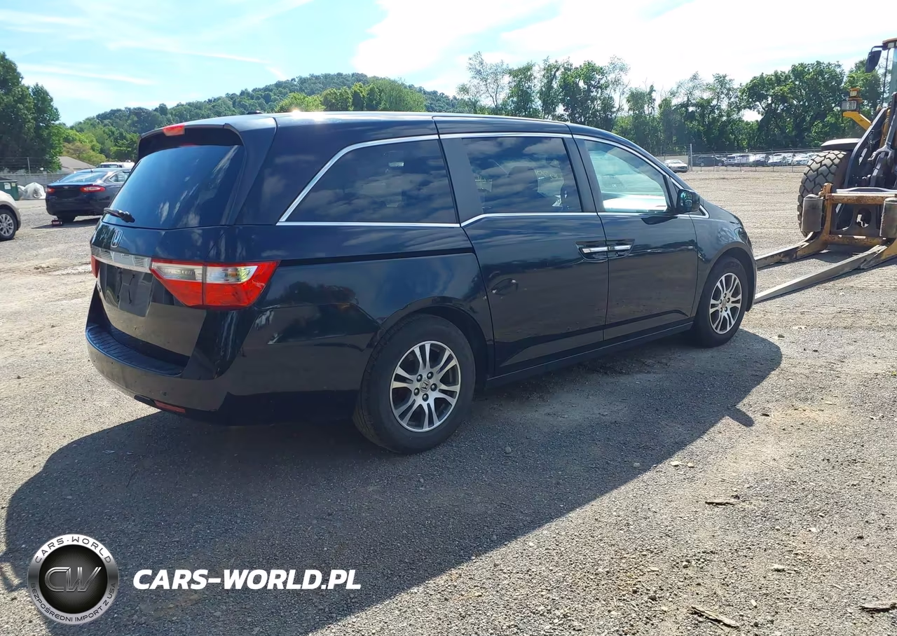 2011 Honda Odyssey Ex-L VIN:5FNRL5H66BB084124 - 4
