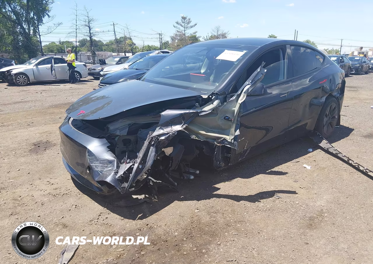 2024 Tesla Model Y Long Range Single Motor Rear-Wheel Drive-Rwd VIN:7SAYGDED5RF186542 - 2