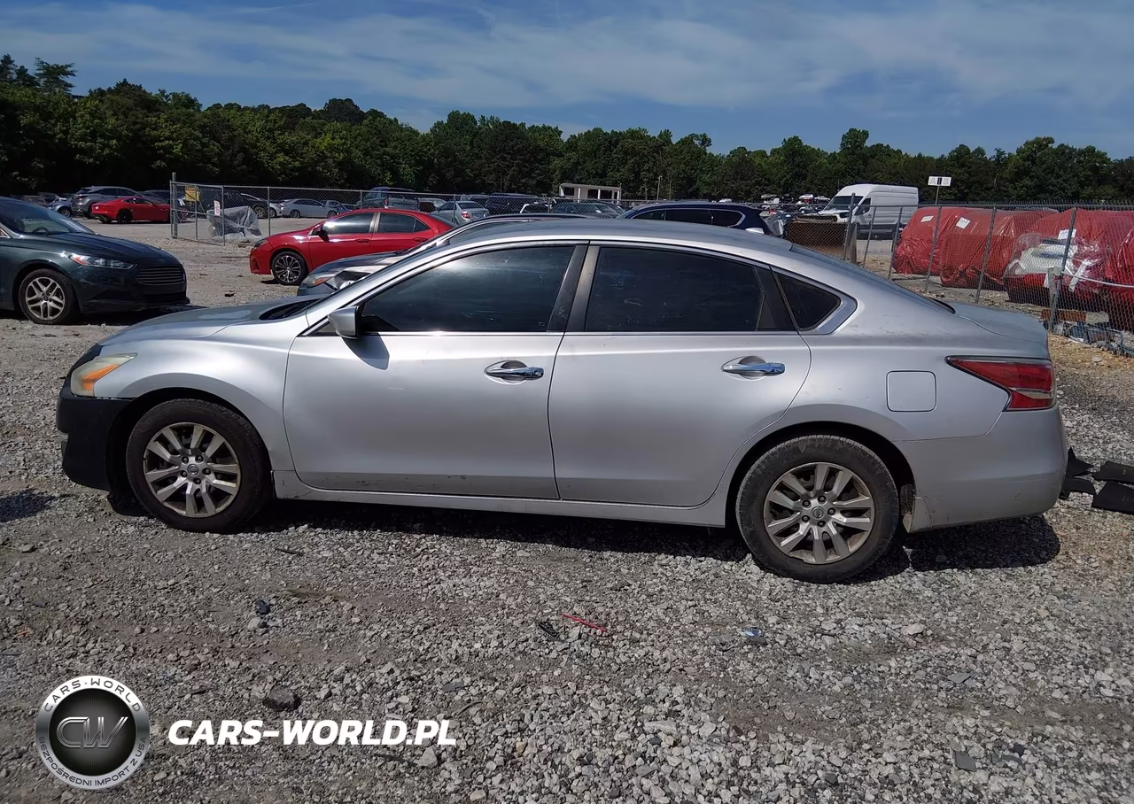 2015 Nissan Altima 2.5 S VIN:1N4AL3AP2FC149886 - 14