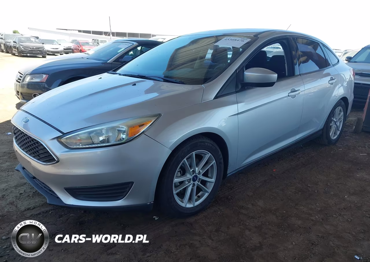 2018 Ford Focus Se VIN:1FADP3FE3JL223589 - 2