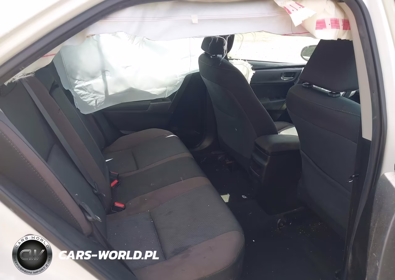 2018 Toyota Corolla Le VIN:5YFBURHEXJP754810 - 8