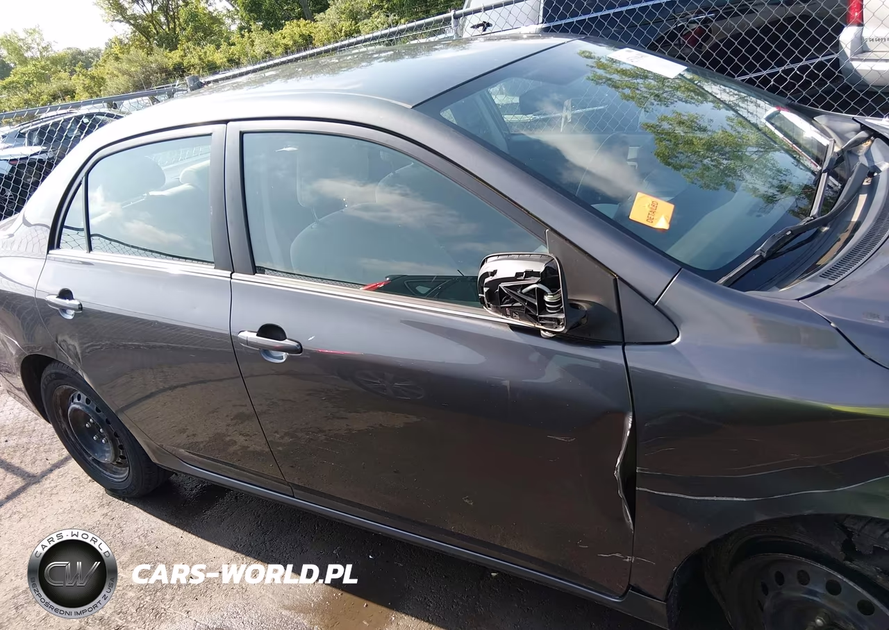 2013 Toyota Corolla Le VIN:2T1BU4EE6DC008270 - 13