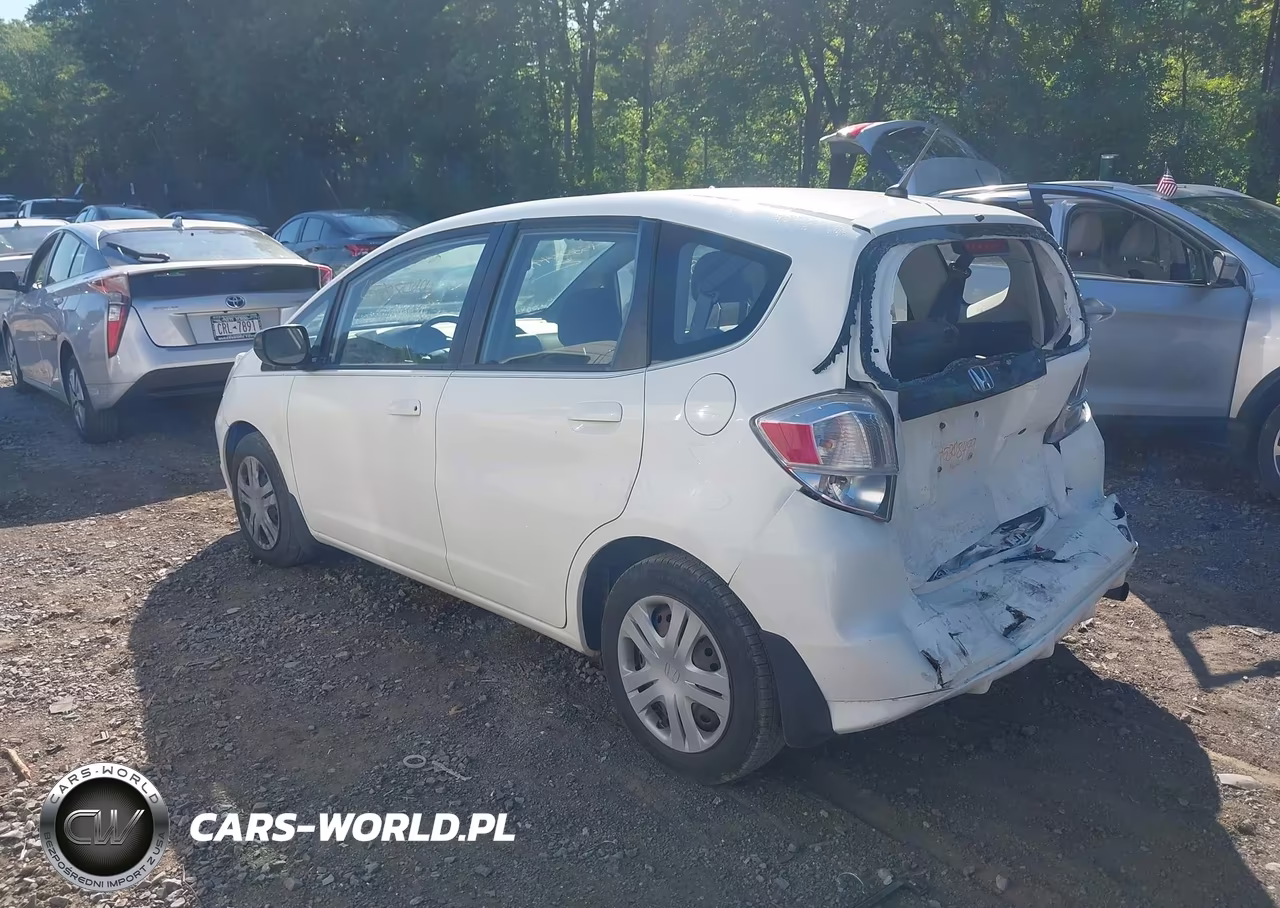 2009 Honda Fit VIN:JHMGE88259S038022 - 3