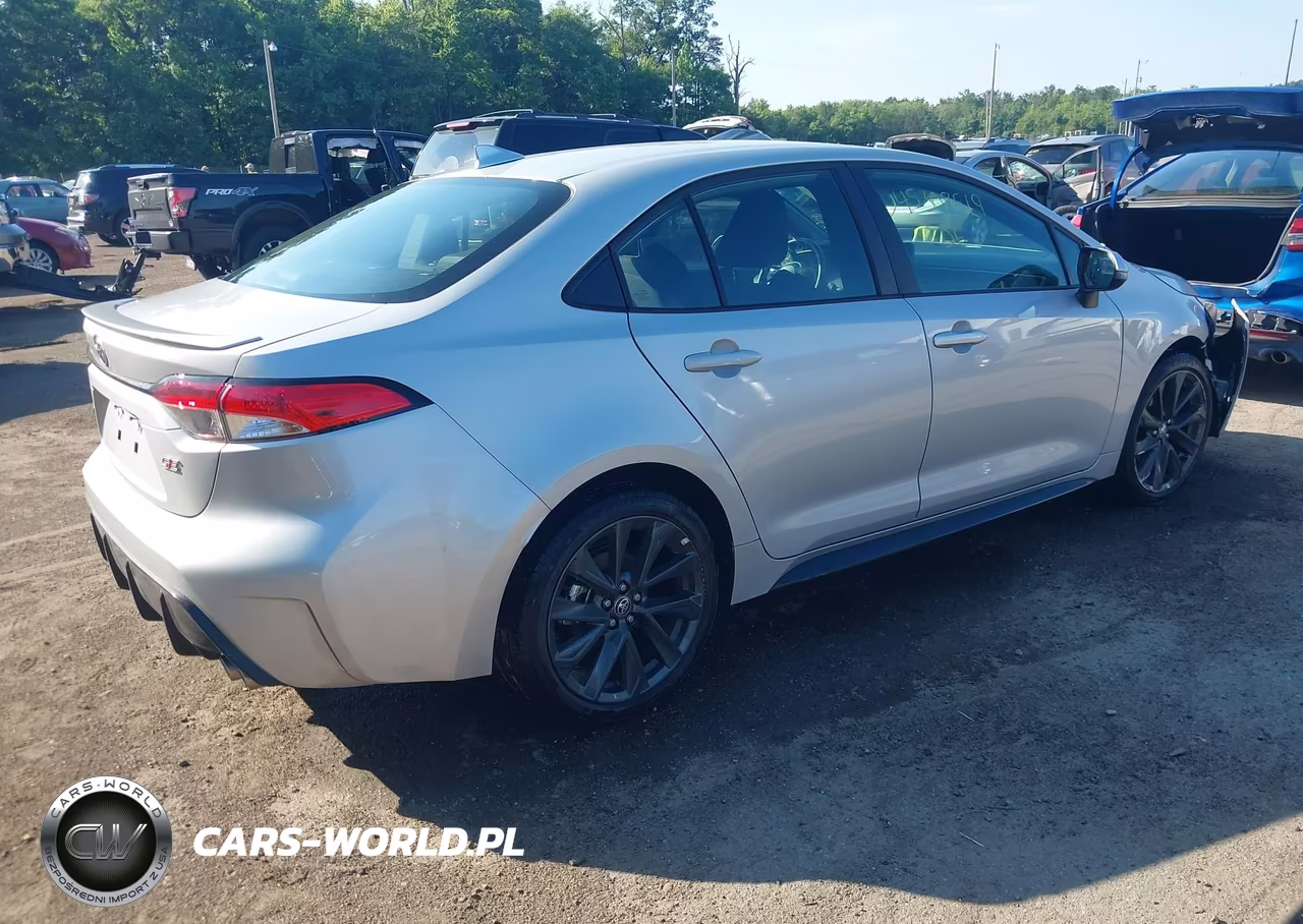 2026 Toyota Corolla Se VIN:5YFS4MCE6TP267813 - 4