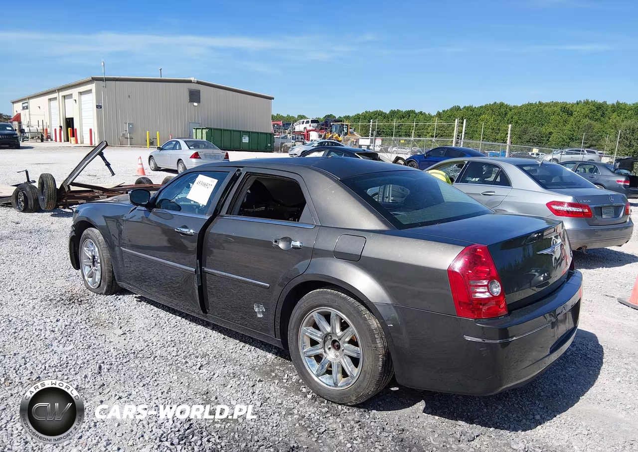 2010 Chrysler 300 Touring VIN:2C3CA4CD0AH196071 - 3